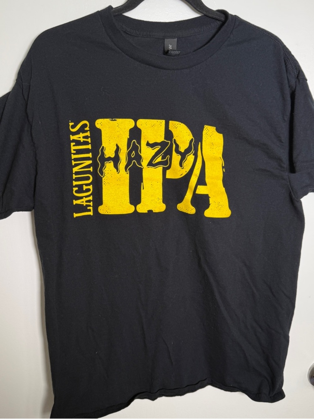 Lagunitas Hazy IPA Men's Black T-Shirt Large Black and Yellow